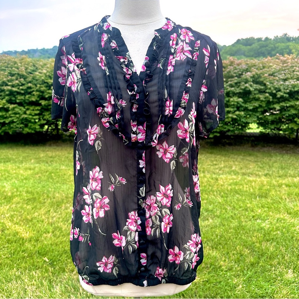 Torrid Black Floral Bubble Hem Blouse - Picture 6 of 16